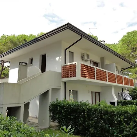 Apartamento In A With Private Garden *