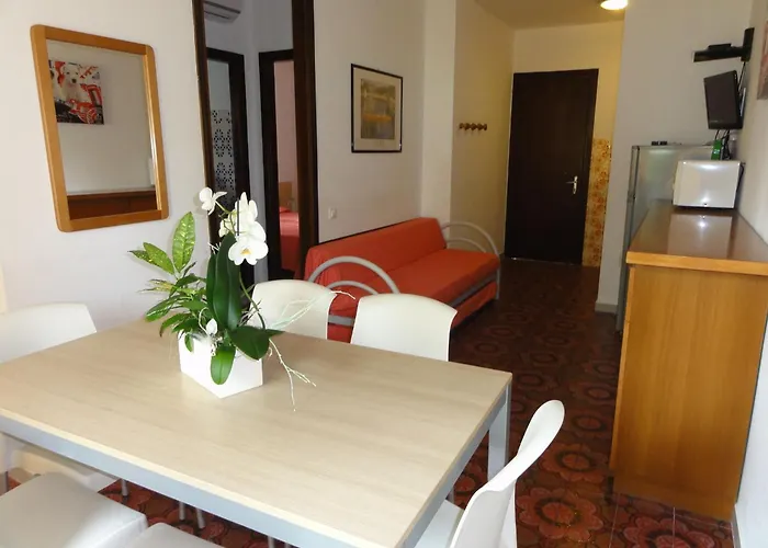 Apartamento In A With Private Garden Bibione