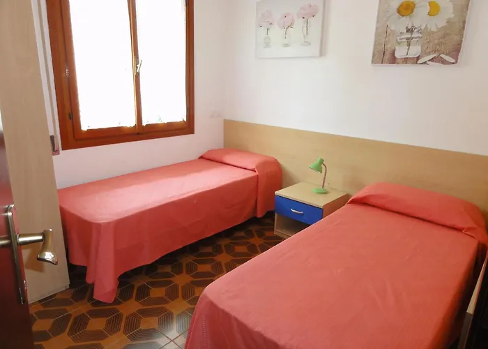 In A With Private Garden 比比翁